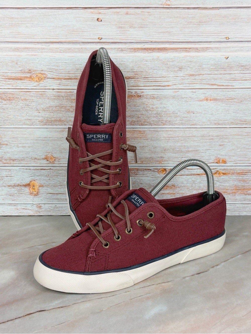 New listing!! Sperry Crest Vibe Top Sider Canvas Sneaker Burgundy Rawhide laces